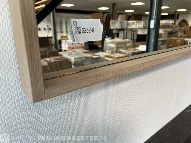 Spiegel met houten lijst, licht eiken - afbeelding 3 van  3