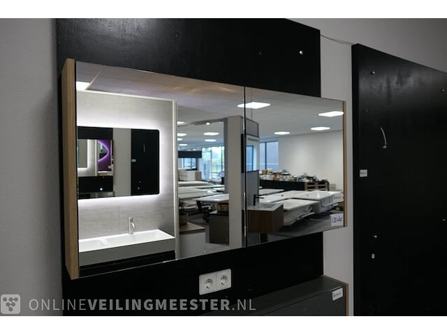 Spiegelkast finewood design - afbeelding 1 van  4