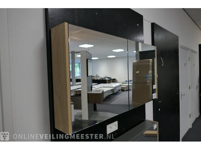 Spiegelkast finewood design - afbeelding 2 van  4