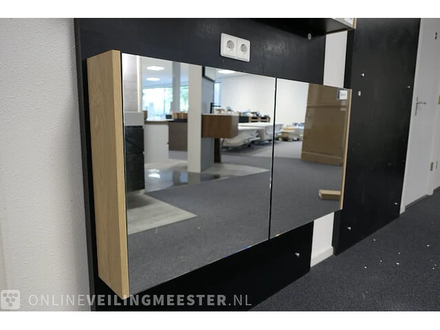 Spiegelkast finewood design - afbeelding 1 van  4