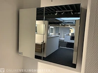 Spiegelkast, grijs mat - afbeelding 1 van  3