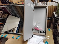 Spiegelkast met led verlichting - afbeelding 5 van  6