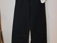 Spijkerbroek lois, maat 31/32. winkelprijs € 159,95 - afbeelding 2 van  2