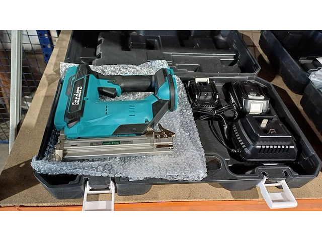 Spijkermachine sanderz, blauw, 2025 - afbeelding 1 van  3