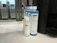 Spinn koffiemachine met cleaners - afbeelding 2 van  2