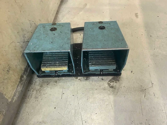 Spinner tc-82 cnc bewerkingscentrum - afbeelding 15 van  40