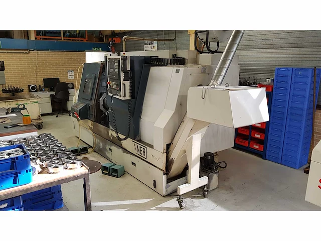 Spinner tc-82 cnc bewerkingscentrum - afbeelding 24 van  40