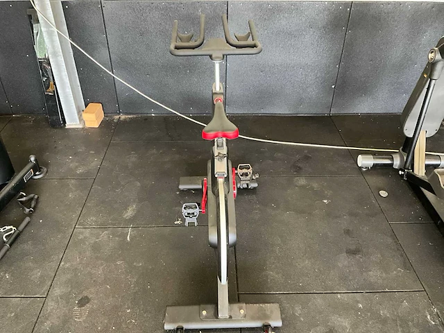 Spinning 800 spinningbike - afbeelding 4 van  10