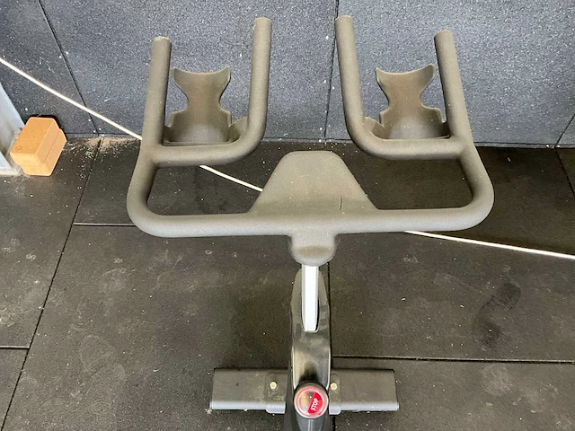 Spinning 800 spinningbike - afbeelding 6 van  10