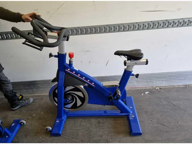 Spinningbike - afbeelding 1 van  2