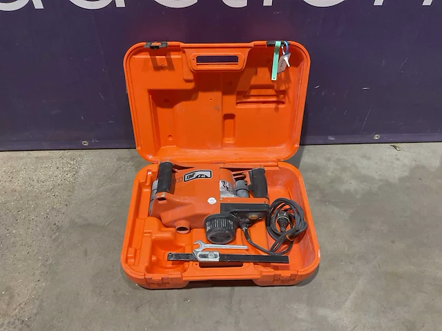 Spit f40 sleuvenfreesmachine - afbeelding 1 van  5