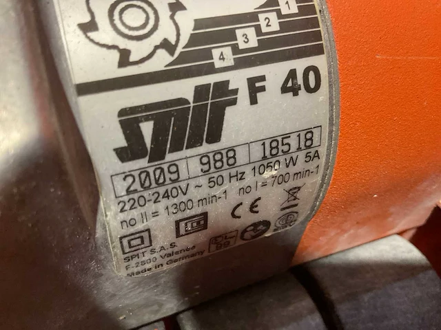 Spit f40 sleuvenfreesmachine - afbeelding 4 van  5