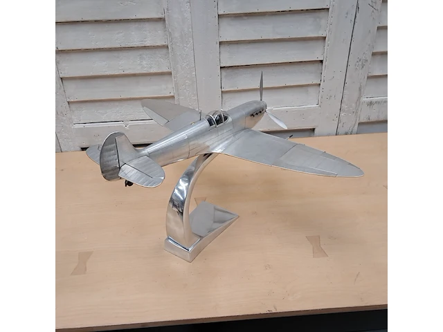 Spitfire - afbeelding 8 van  18