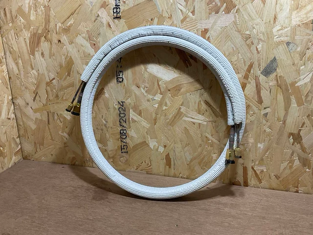Splitfix koelleiding duo geïsoleerd 1/4-1/2 + 4x flarekop rol a 2,5m (10x) - afbeelding 3 van  7