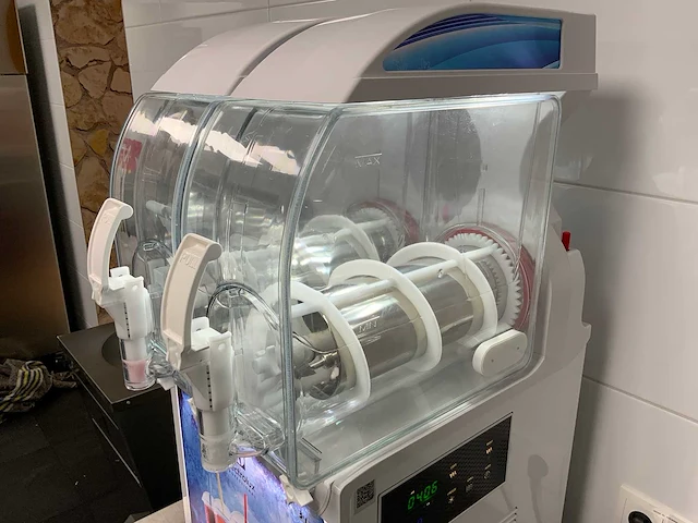 Spm drink systems (electrolux) - ipro2euvl - slush machine - 2022 - afbeelding 7 van  9