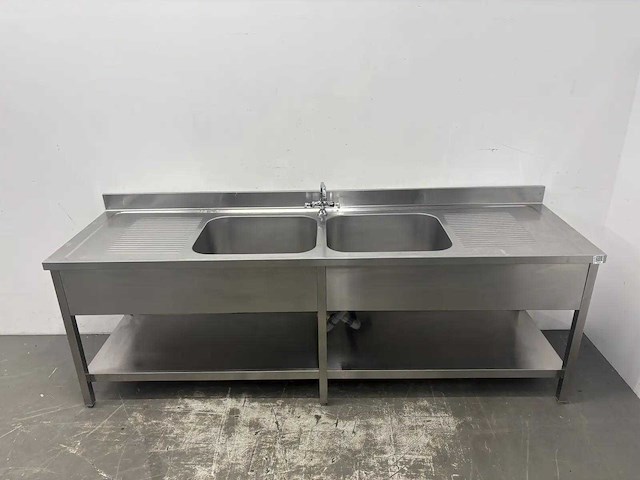 Spoeltafel met dubbele wasbak - afbeelding 1 van  9