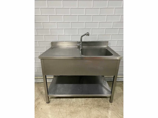 Spoeltafel met kraan 120cm - afbeelding 3 van  6
