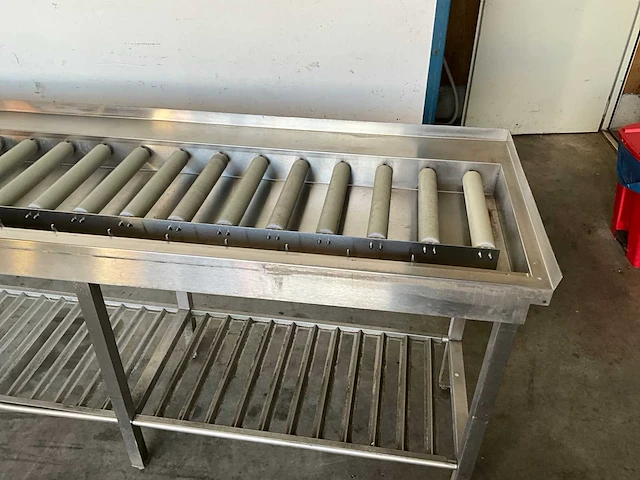 Spoeltafel met uitrolbaan - afbeelding 3 van  7
