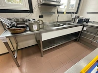Spoeltafel