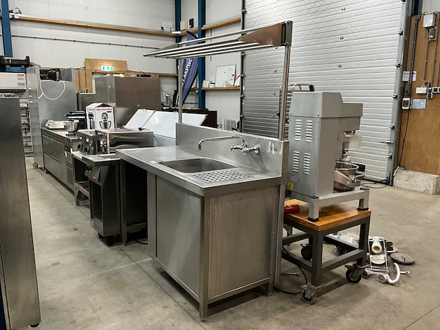 Spoeltafel - afbeelding 1 van  8