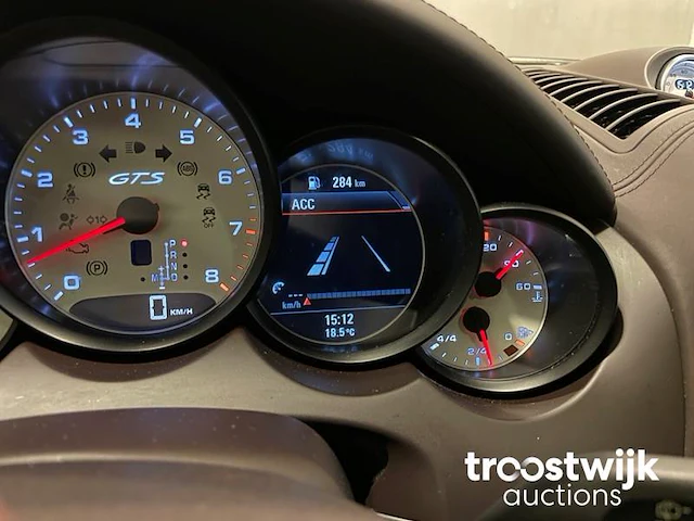 Sportchrono 420pk 2014, hb-295-k - afbeelding 33 van  83
