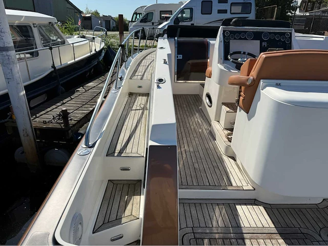 Sportcruiser / consoleboot - al yousuf - seastorm 42 - 2 x yamaha 315 pk turbodiesel inboard - 2007 - afbeelding 17 van  64