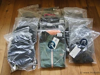 Sportfull en rogelli shirts & fietsbroeken - 15 stuks - afbeelding 1 van  2