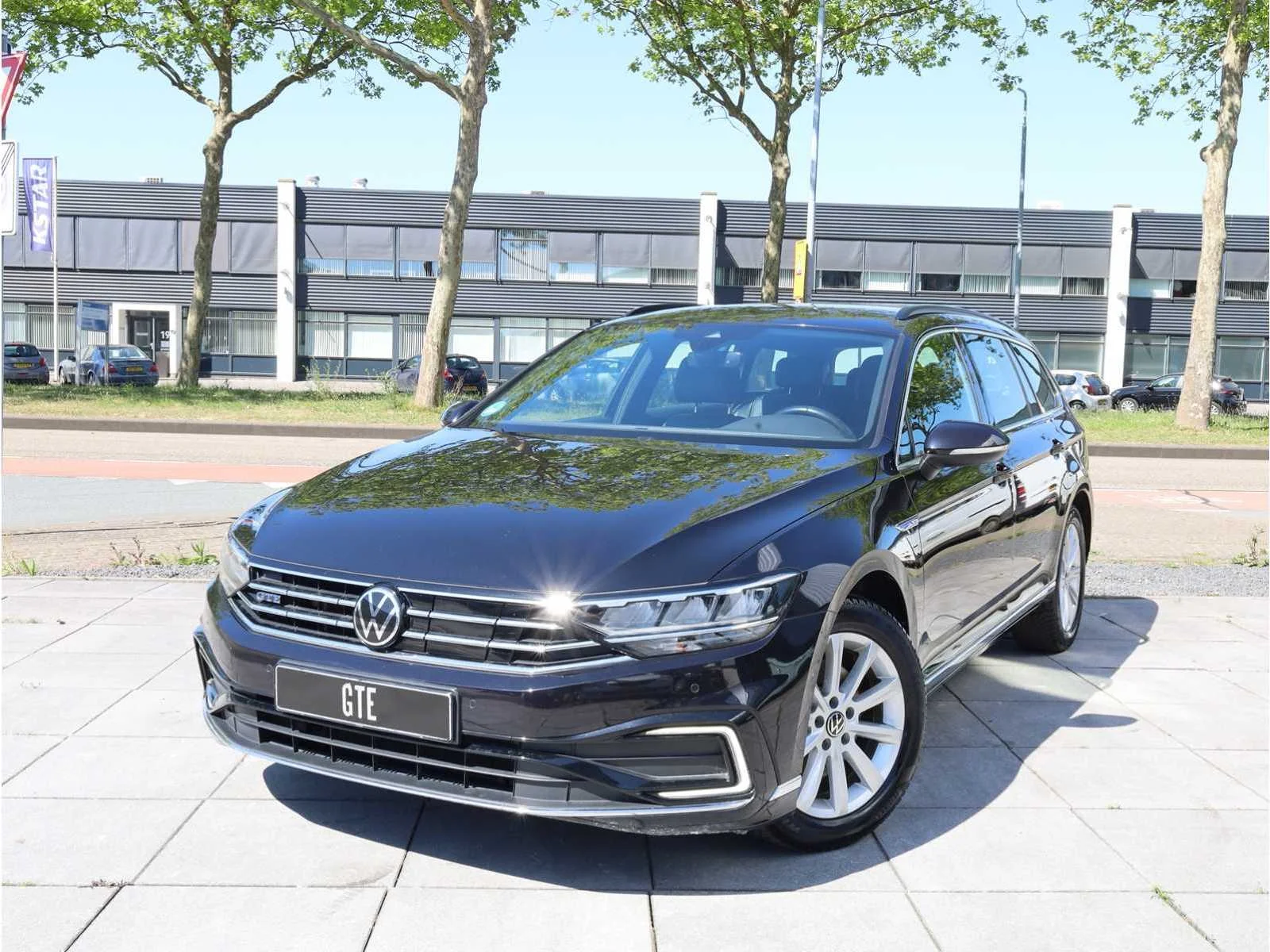 Sports-cars en personenauto’s in dordrecht