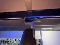 Spotverlichting op rail - 330x8x15cm - afbeelding 3 van  3