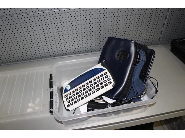 Spraakcomputer abilia lightwriter sl40 in kunststof box - afbeelding 1 van  1
