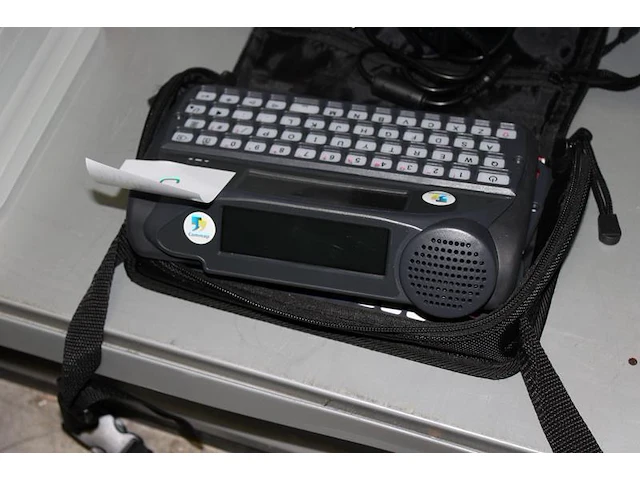 Spraakcomputer abilia lightwriter sl50 in draagtas - afbeelding 2 van  3