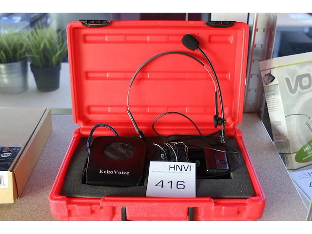 Spraakversterker echovoice type ev4 in kunststof koffer. - afbeelding 1 van  2