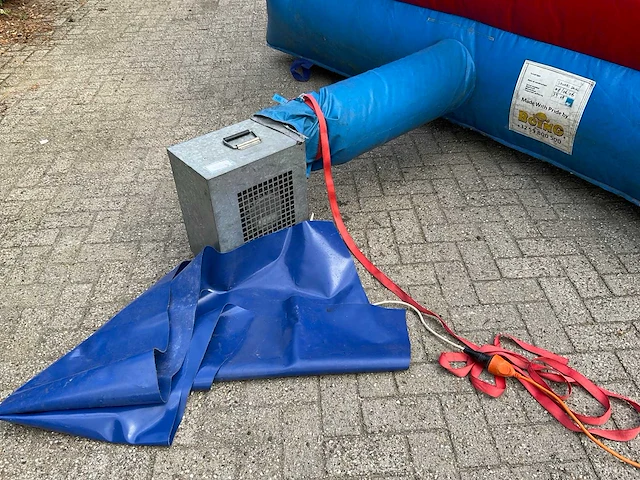 Springkussen + blower - afbeelding 15 van  16