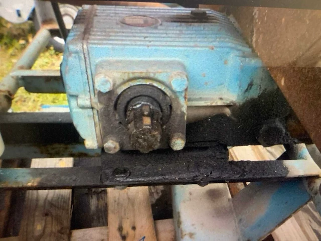 Sproeimachine aftakas tractor onderdeel - afbeelding 6 van  6