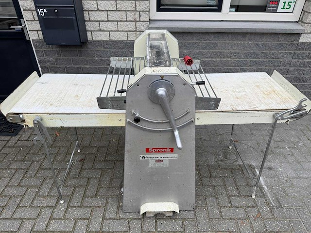Spronk - werner & pfleiderer-haton - uitrolmachine - afbeelding 1 van  5