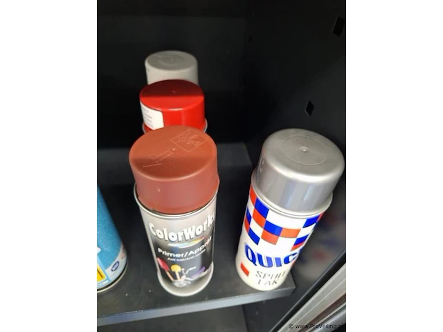 Spuitbussen, diverse soorten - afbeelding 2 van  2