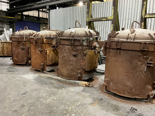 Spuitgietpot onder druk (18x) - afbeelding 2 van  7