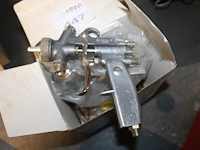 Spuitpistolen walther met diverse spuitstukken. - afbeelding 1 van  1