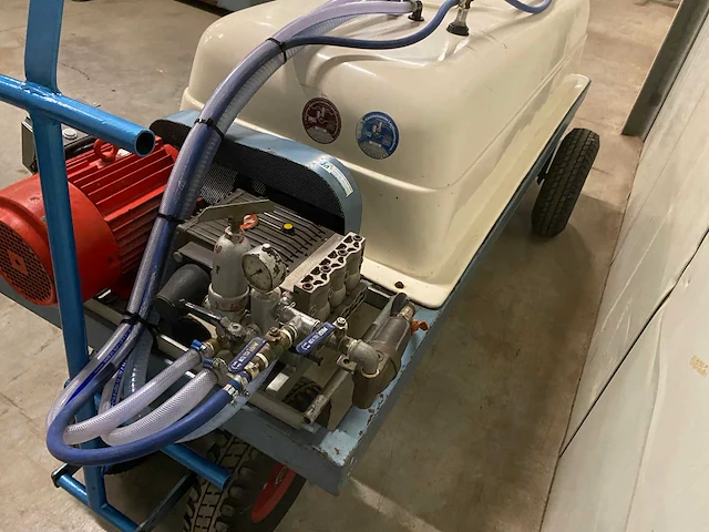 Spuitwagen met haspel - afbeelding 3 van  10