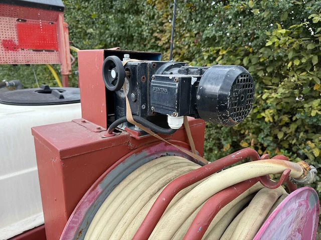 Spuitwagen met radiografische haspel - afbeelding 2 van  20