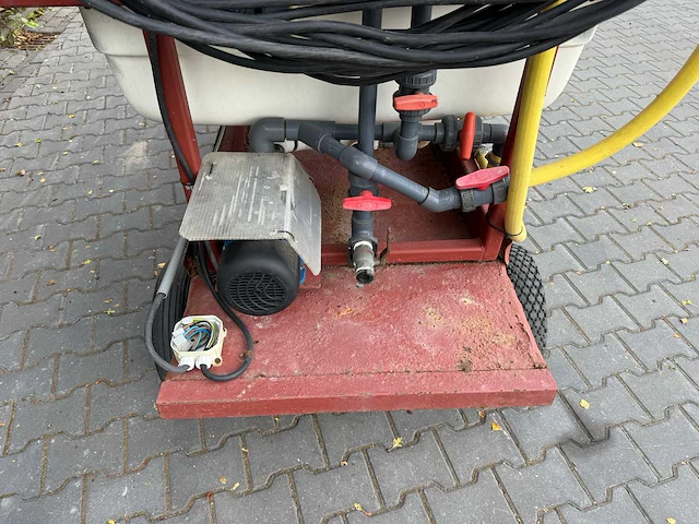 Spuitwagen met radiografische haspel - afbeelding 10 van  20