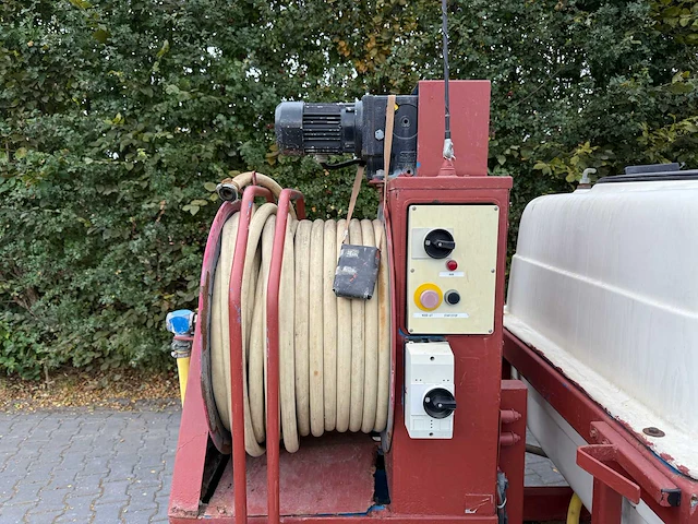 Spuitwagen met radiografische haspel - afbeelding 20 van  20