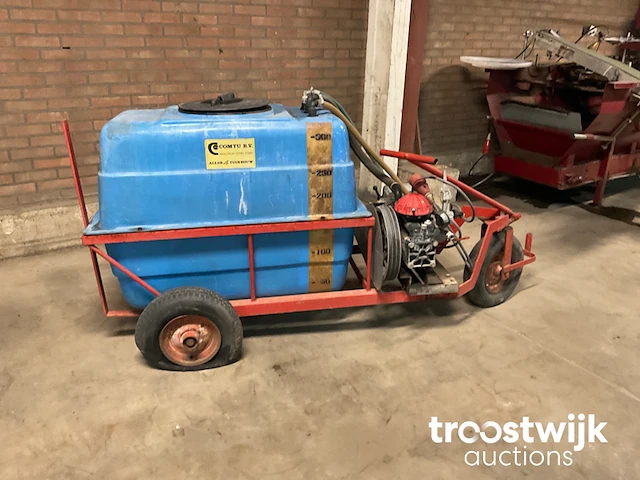 Spuitwagen - afbeelding 3 van  10