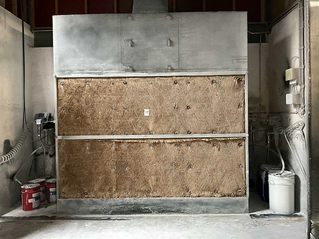 Spuitwand - afbeelding 2 van  3