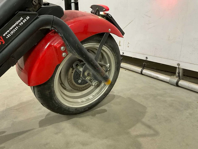 Spyder wheelz - snorscooter - e-scooter - afbeelding 15 van  15