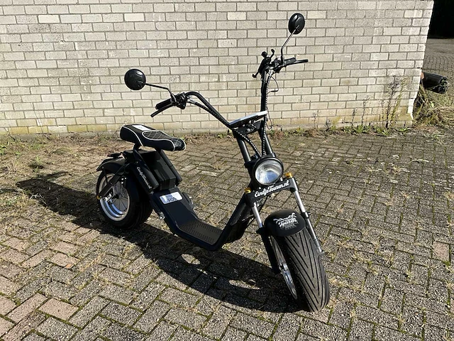 Spyder wheelz snorscooter - afbeelding 1 van  9