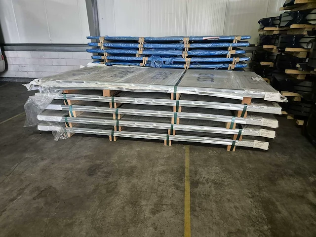 Ssab domex s420mc plaatstaal (12.500kg) - afbeelding 1 van  11
