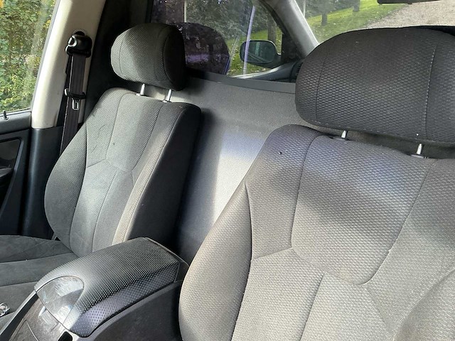 Ssangyong - rexton - rx 270 xdi s sporthr - bedrijfswagen - afbeelding 24 van  44