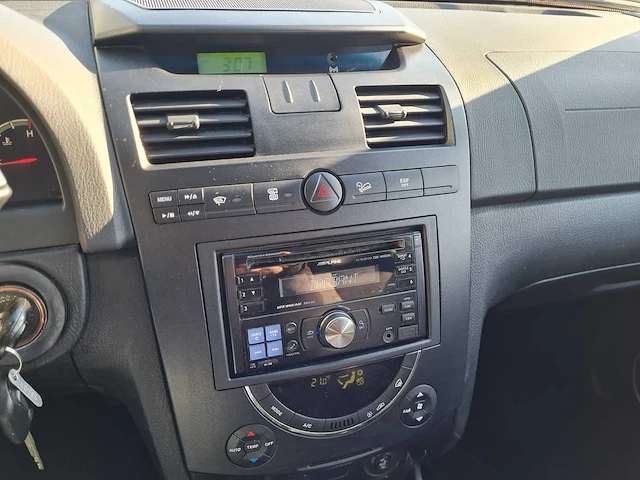 Ssangyong - rexton - ssangyong - 2-vll-21 - afbeelding 8 van  16