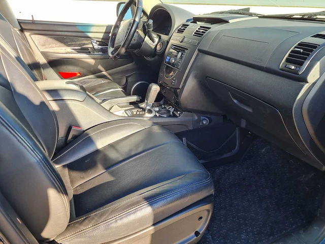 Ssangyong - rexton - ssangyong - 2-vll-21 - afbeelding 14 van  16